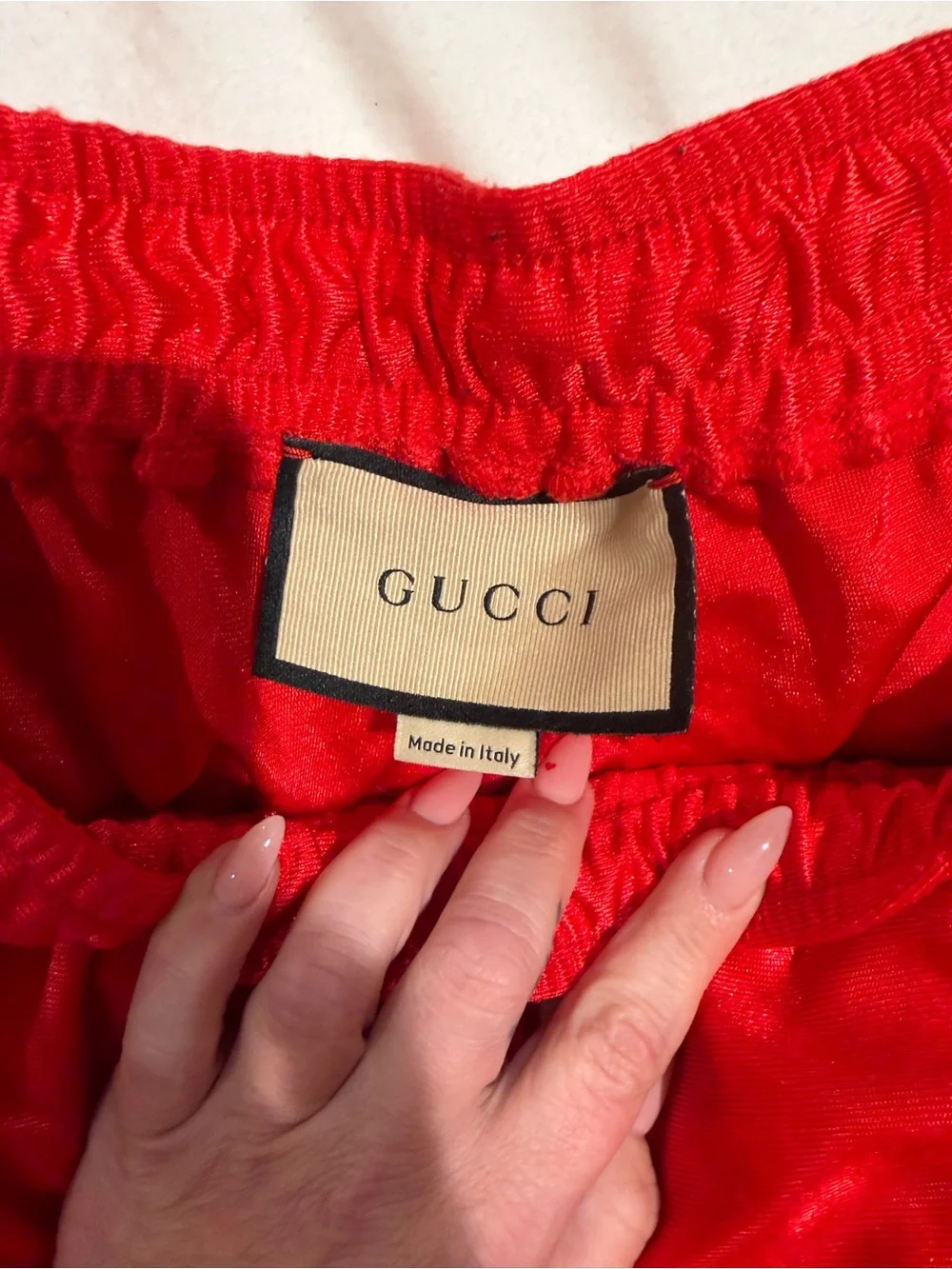 Gucci Men’s Red Web Stripe Shorts – Approx. M / W34 – Made in Italy